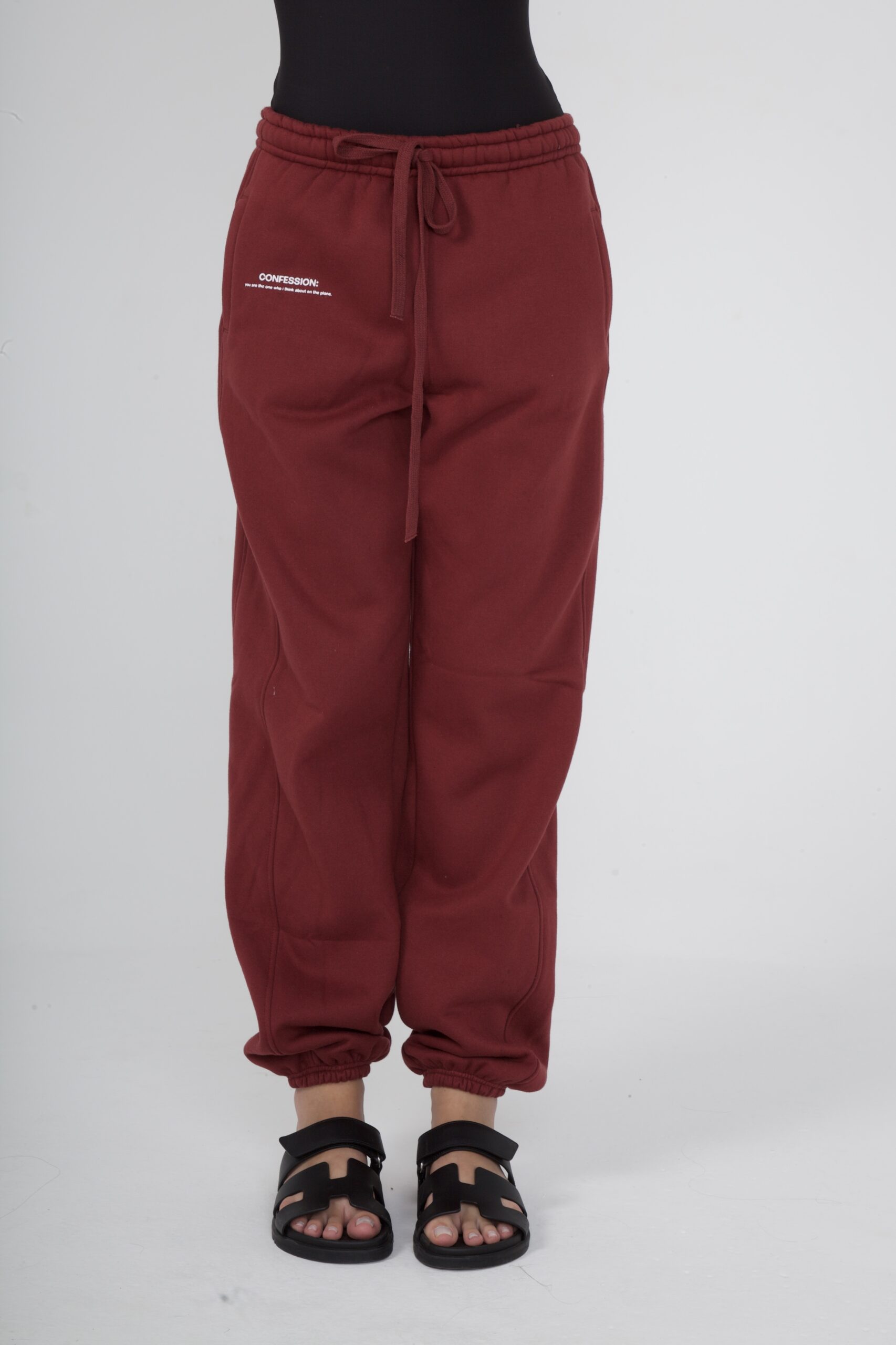 CALÇA PLANE THOUGHTS VINHO